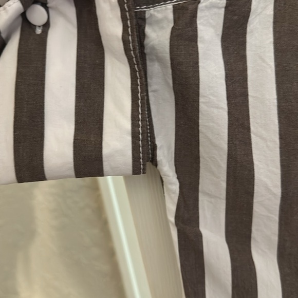 Banana Republic Cropped Striped Brown White Button Down Shirt Size M - Picture 5 of 6